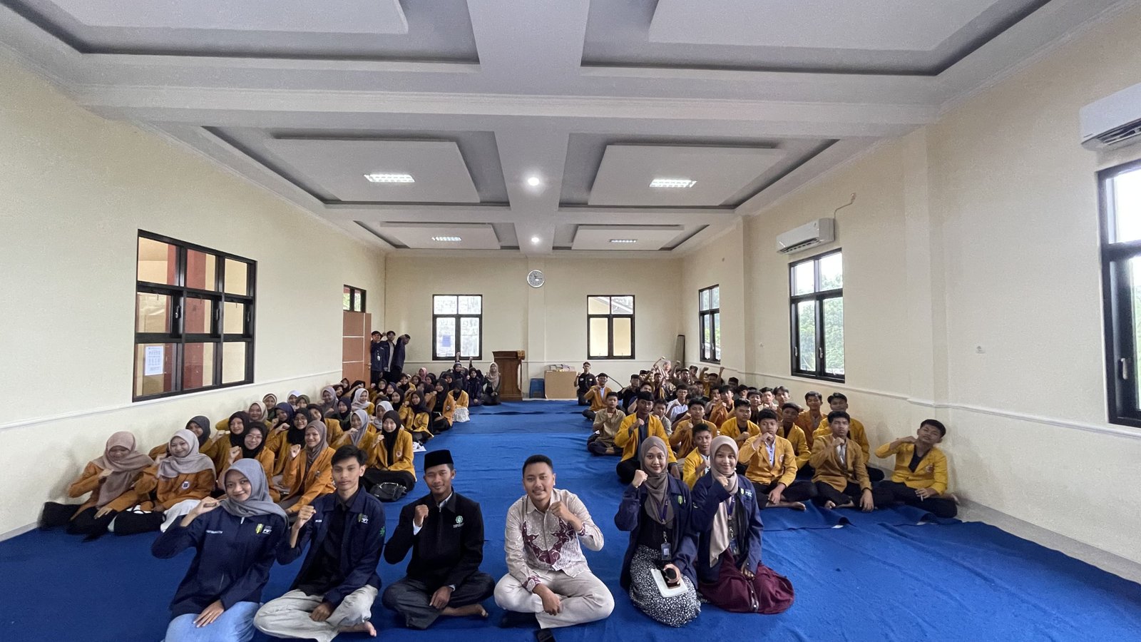 Gerbalisma PC IPM Purwokerto Perkuat Semangat Wirausaha dan Literasi AI Pelajar